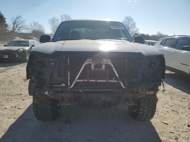 Photo 5 from auction – 2004 CHEVROLET SILVERADO with VIN 2GCEK19T341294524