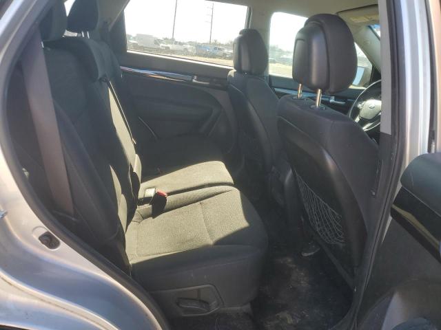 Photo 11 from auction – 2015 KIA SORENTO LX with VIN 5XYKTDA77FG559227