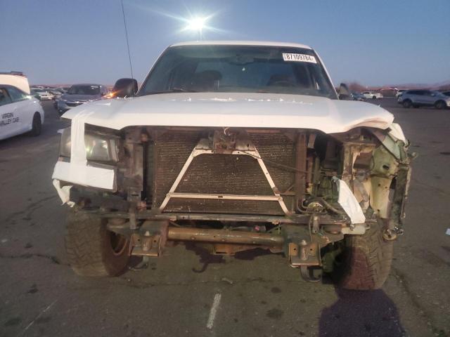 Photo 5 from auction – 2003 CHEVROLET SILVERADO with VIN 1GCEC19T63E234599