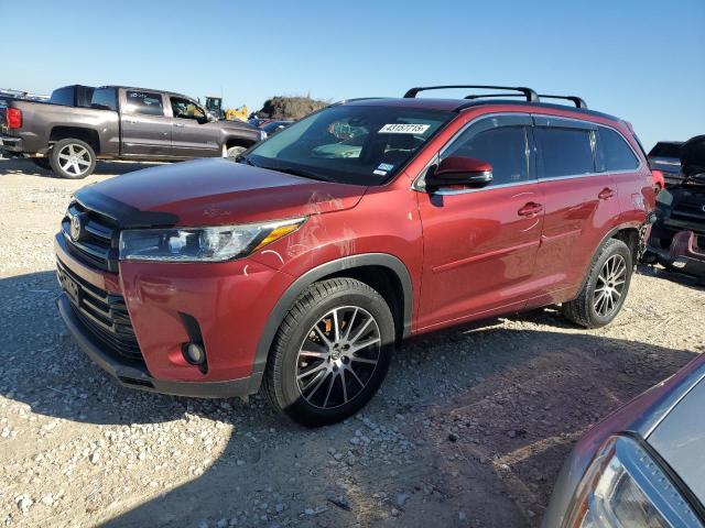 TOYOTA HIGHLANDER 2018 with VIN 5TDKZRFH8JS535852 - Photo from auction