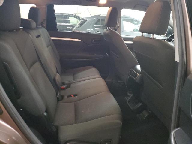 Photo 11 from auction – 2017 TOYOTA HIGHLANDER with VIN 5TDBZRFHXHS356660