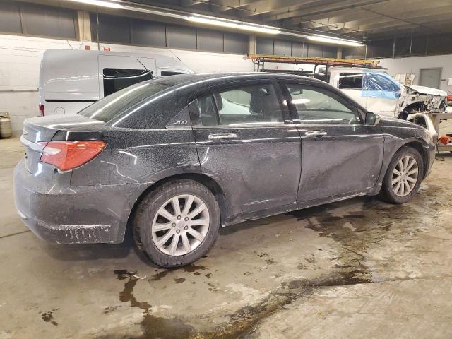 Photo 3 from auction – 2013 CHRYSLER 200 LIMITE with VIN 1C3CCBCG3DN546751