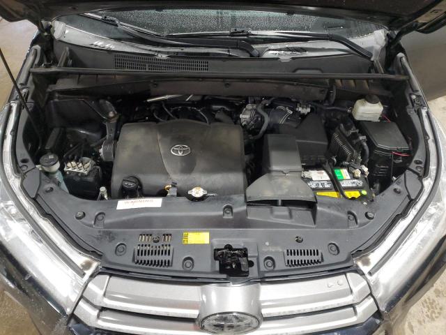 Photo 12 from auction – 2019 TOYOTA HIGHLANDER with VIN 5TDJZRFH4KS588951