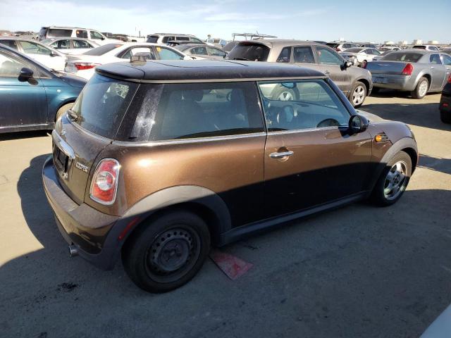 Photo 3 from auction – 2011 MINI COOPER with VIN WMWSU3C50BT091615