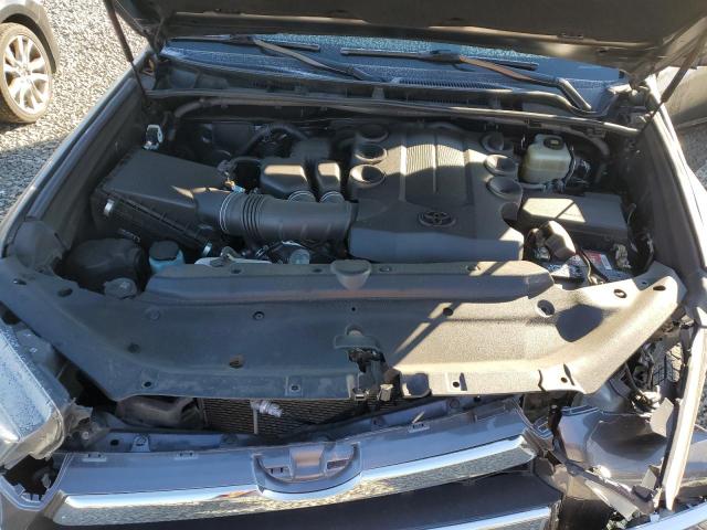 Photo 11 from auction – 2018 TOYOTA 4RUNNER SR with VIN JTEBU5JR8J5497421