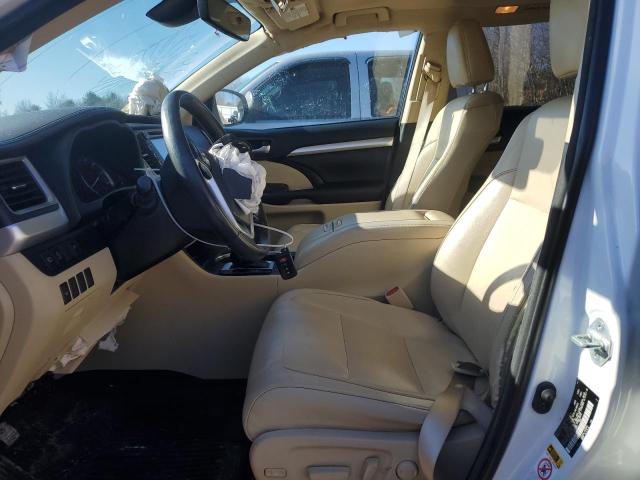 Photo 7 from auction – 2018 TOYOTA HIGHLANDER with VIN 5TDJZRFH6JS913971