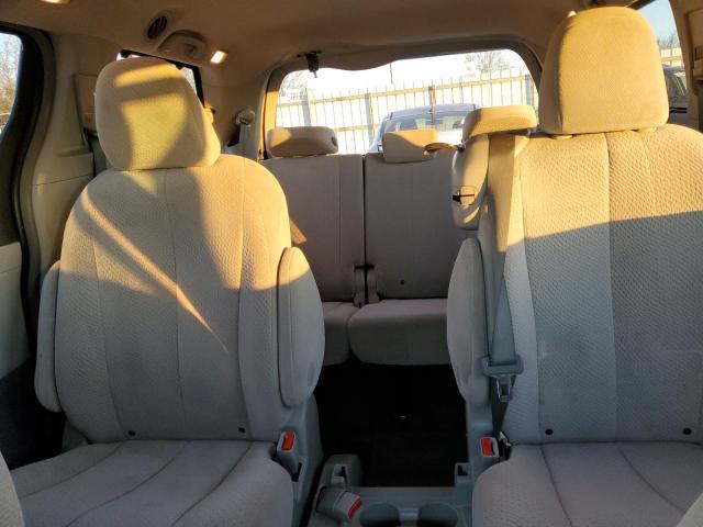 Photo 10 from auction – 2012 TOYOTA SIENNA LE with VIN 5TDKK3DC1CS187730