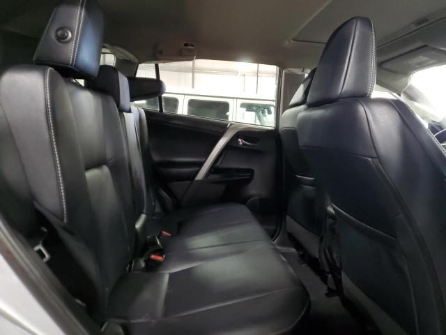 Photo 11 from auction – 2017 TOYOTA RAV4 LIMIT with VIN 2T3DFREV8HW603777