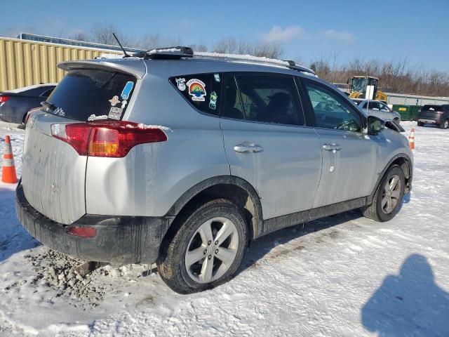 Photo 3 from auction – 2014 TOYOTA RAV4 XLE with VIN 2T3RFREV4EW189706