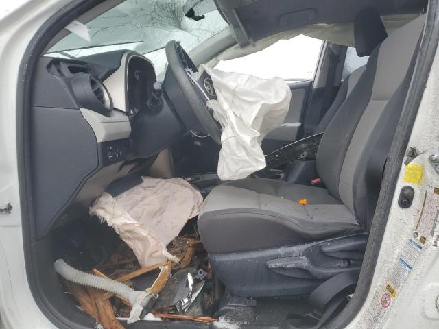 Photo 7 from auction – 2014 TOYOTA RAV4 LE with VIN JTMBFREV0EJ007158