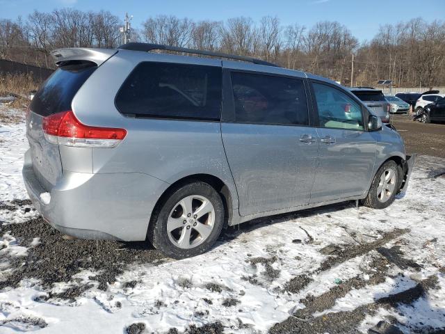 Photo 3 from auction – 2011 TOYOTA SIENNA LE with VIN 5TDKK3DC0BS052799