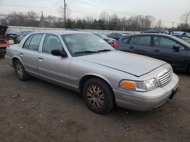 Photo 4 from auction – 2005 FORD CROWN VICT with VIN 2FAFP74W55X166493