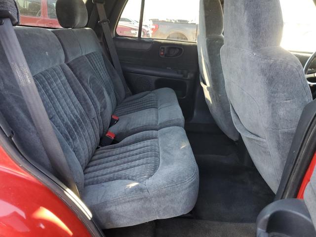 Photo 11 from auction – 2000 CHEVROLET BLAZER with VIN 1GNDT13W1Y2272773