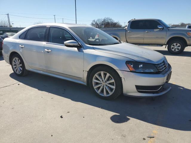 Photo 4 from auction – 2012 VOLKSWAGEN PASSAT SEL with VIN 1VWCH7A31CC057539