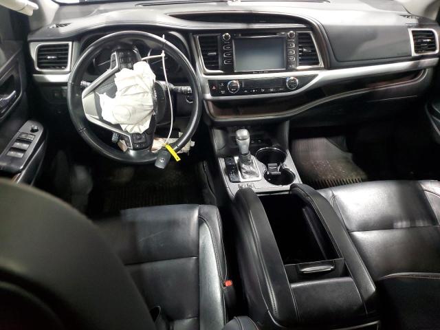 Photo 8 from auction – 2018 TOYOTA HIGHLANDER with VIN 5TDJZRFH2JS527337