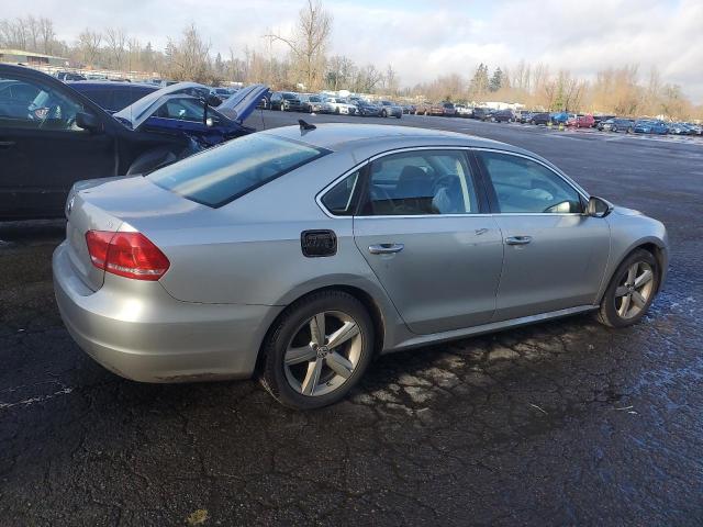 Photo 3 from auction – 2012 VOLKSWAGEN PASSAT SE with VIN 1VWBP7A36CC085612