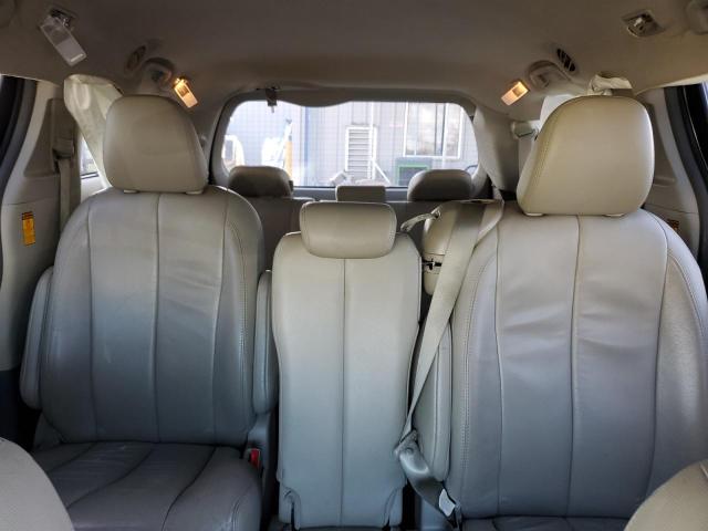 Photo 10 from auction – 2014 TOYOTA SIENNA XLE with VIN 5TDYK3DC7ES453250