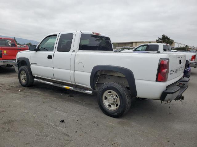 Photo 2 from auction – 2005 CHEVROLET SILVERADO with VIN 1GCHC29U15E119780