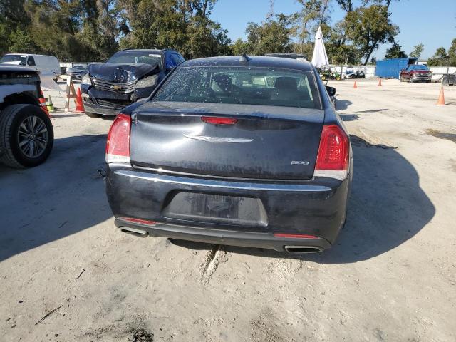 Photo 6 from auction – 2017 CHRYSLER 300 LIMITE with VIN 2C3CCAAG3HH516550