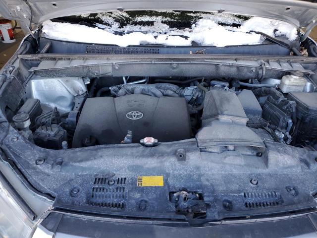Photo 11 from auction – 2018 TOYOTA HIGHLANDER with VIN 5TDJZRFH6JS525526