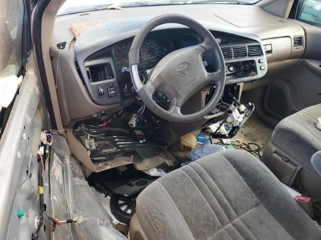 Photo 8 from auction – 2000 TOYOTA SIENNA LE with VIN 4T3ZF13C0YU281757