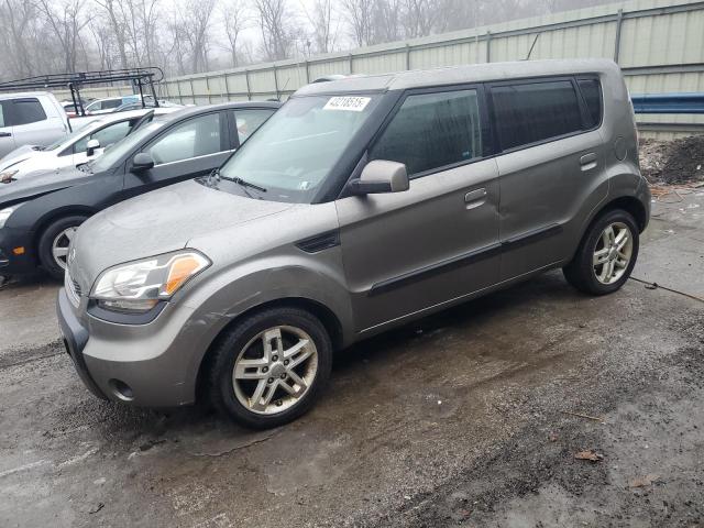 KIA SOUL + 2010 with VIN KNDJT2A29A7163682 - Photo from auction