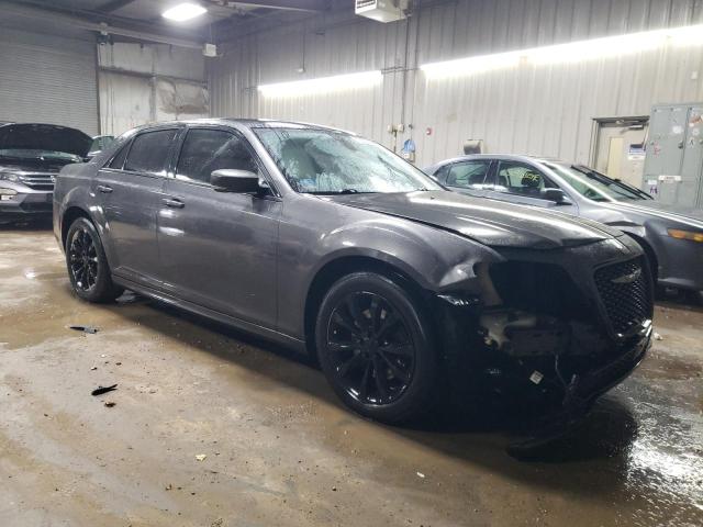 Photo 4 from auction – 2016 CHRYSLER 300 S with VIN 2C3CCAGG8GH296070