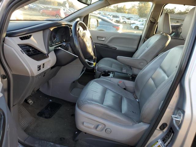 Photo 7 from auction – 2016 TOYOTA SIENNA XLE with VIN 5TDYK3DC2GS720877