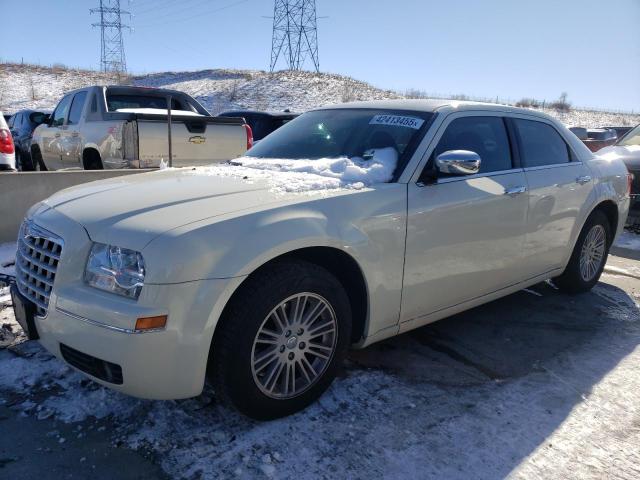 CHRYSLER 300 TOURIN 2010 مع رقم تعريف المركبة 2C3CA4CD2AH211346 - صورة من المزاد