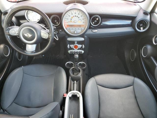 Photo 8 from auction – 2009 MINI COOPER CLU with VIN WMWML33599TX36266