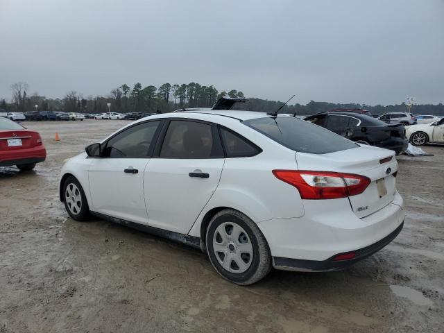 Снимка 2 от търг – 2014 FORD FOCUS S с VIN 1FADP3E23EL117320
