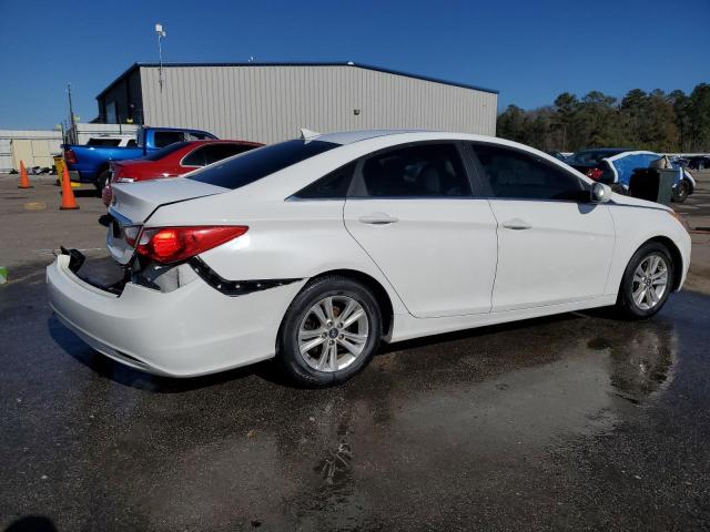 Photo 3 from auction – 2013 HYUNDAI SONATA GLS with VIN 5NPEB4AC7DH710473