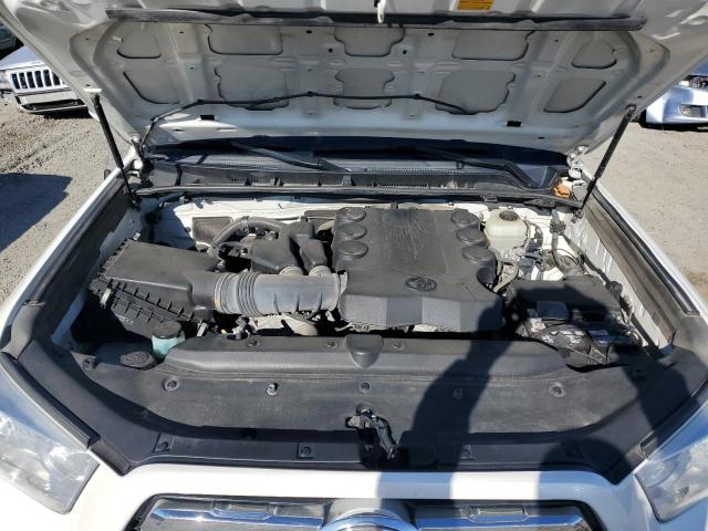 Photo 12 from auction – 2011 TOYOTA 4RUNNER SR with VIN JTEBU5JR2B5058412