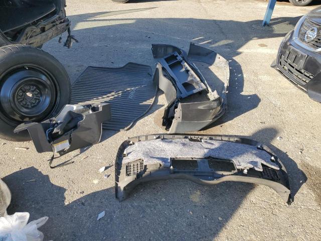 Photo 13 from auction – 2017 TOYOTA RAV4 LIMIT with VIN JTMYFREV8HD107909