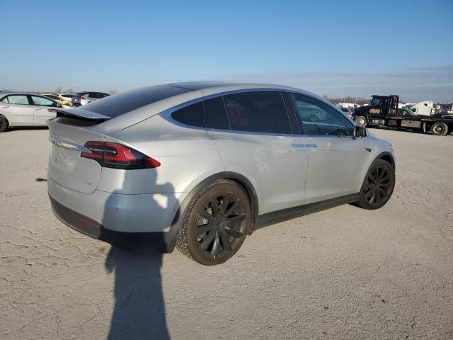 Photo 3 from auction – 2018 TESLA MODEL X with VIN 5YJXCDE27JF090421