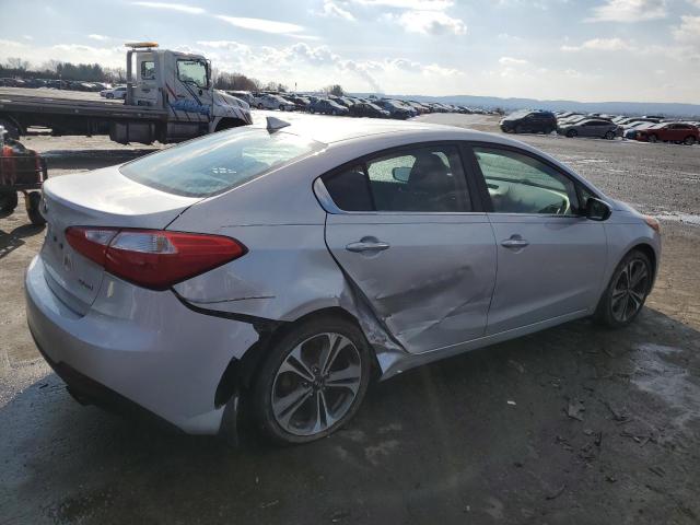 Zdjęcie 3 z aukcji – 2016 KIA FORTE EX z VIN KNAFX4A87G5502287