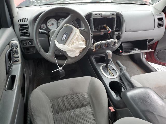 Photo 8 from auction – 2005 FORD ESCAPE XLT with VIN 1FMYU03135KC28576