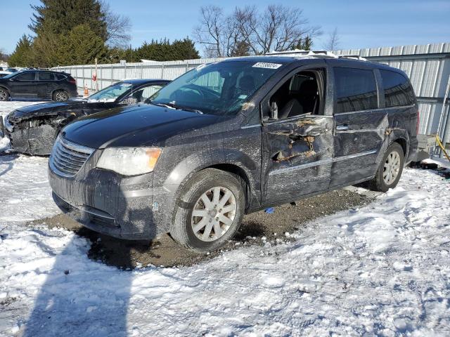 CHRYSLER TOWN & COU 2015 with VIN 2C4RC1BG8FR578280 - Photo from auction