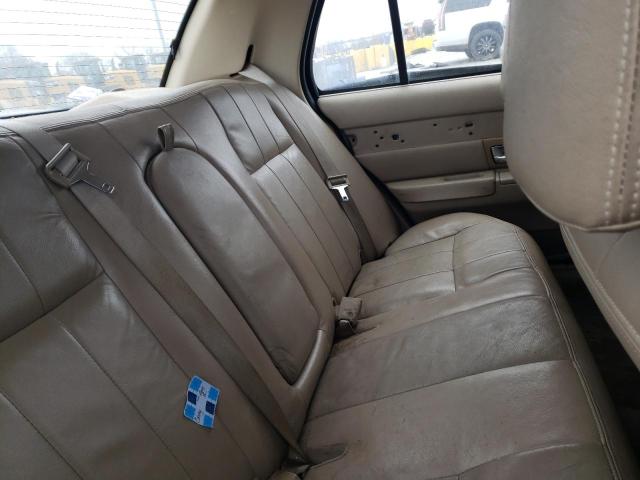 Photo 10 from auction – 2005 MERCURY GRAND MARQ with VIN 2MEFM75W35X649982