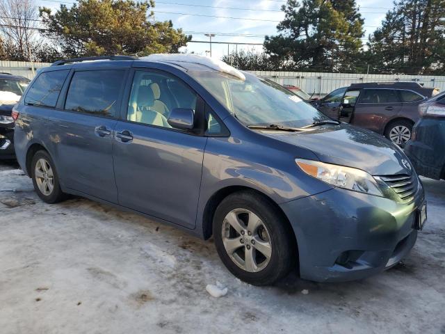 Photo 4 from auction – 2015 TOYOTA SIENNA LE with VIN 5TDKK3DC8FS550898