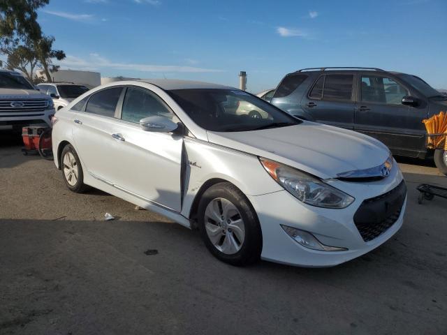 Photo 4 from auction – 2015 HYUNDAI SONATA HYB with VIN KMHEC4A42FA139700