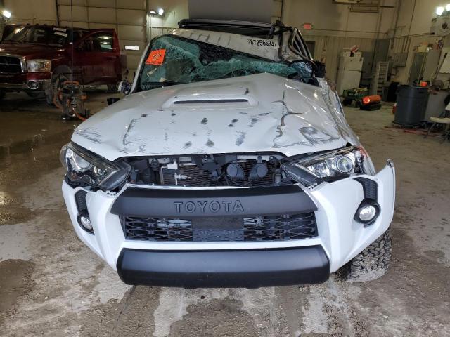 Photo 5 from auction – 2020 TOYOTA 4RUNNER SR with VIN JTEBU5JR1L5827368