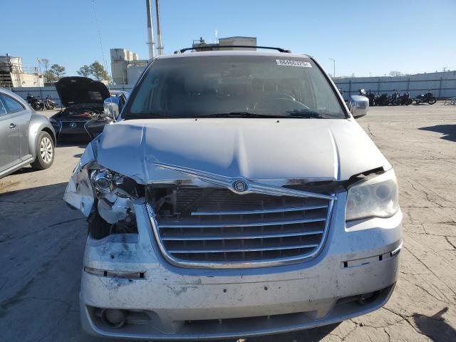 Photo 5 from auction – 2008 CHRYSLER TOWN & COU with VIN 2A8HR64X78R104403