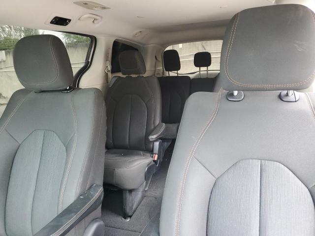 Photo 10 from auction – 2017 CHRYSLER PACIFICA L with VIN 2C4RC1CG6HR613979