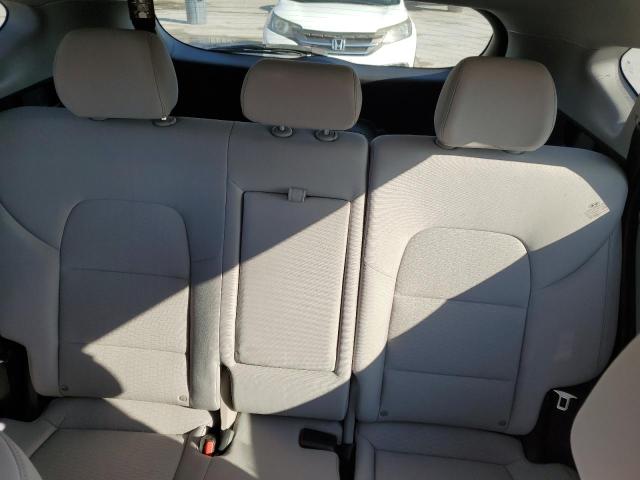 Photo 10 from auction – 2019 HYUNDAI TUCSON SE with VIN KM8J2CA49KU925501