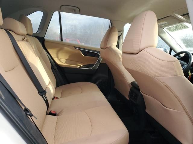 Photo 11 from auction – 2022 TOYOTA RAV4 LE with VIN 2T3F1RFV8NC299689