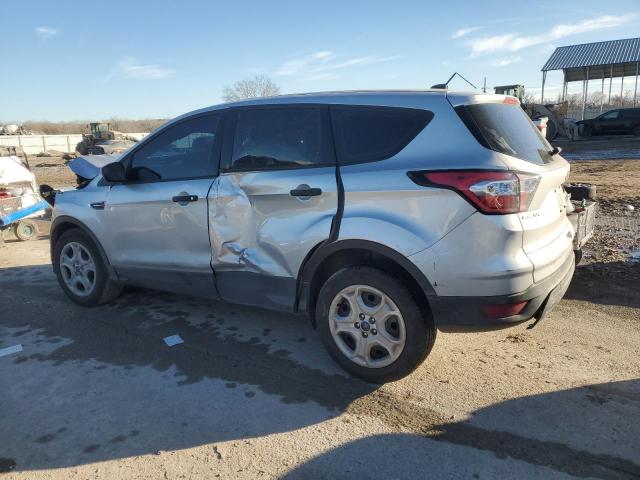 صورة رقم 2 من المزاد - 2018 FORD ESCAPE S مع VIN 1FMCU0F70JUB86702