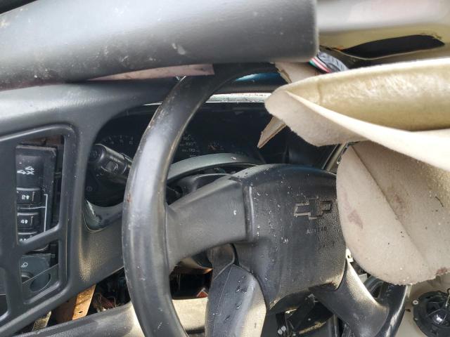 Photo 9 from auction – 2005 CHEVROLET SILVERADO with VIN 1GCHK29U15E109334