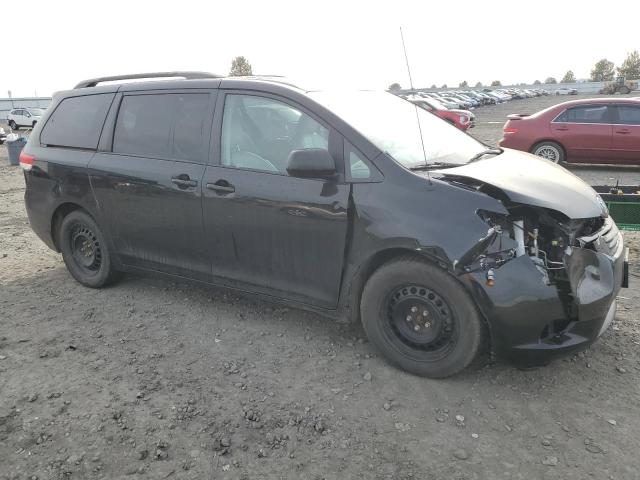 Photo 4 from auction – 2014 TOYOTA SIENNA XLE with VIN 5TDYK3DC5ES447608