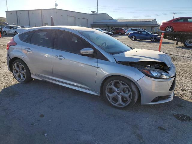 Photo 4 from auction – 2013 FORD FOCUS ST with VIN 1FADP3L98DL222918